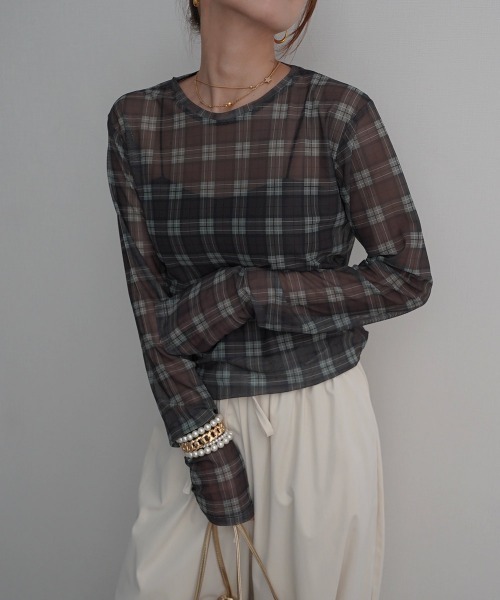 Rashik(ラシク)の「【Rashik】チェック柄シアートップス(Tシャツ/カットソー・レディース・レッド/イエロー/グリーン・FREE)」の2枚目の写真