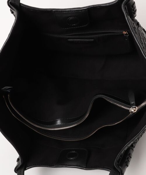 COLE HAAN(コールハーン)の「イザベラ スラウチー ウーブン トート womens(トートバッグ・レディース・ブラック・OSFA)」の4枚目の写真