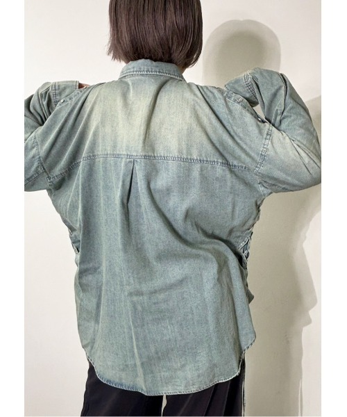 MIDVEIN(ミッドヴェイン)の「race down SH denim(シャツ/ブラウス・レディース・ブルー/ネイビー・FREE)」の18枚目の写真