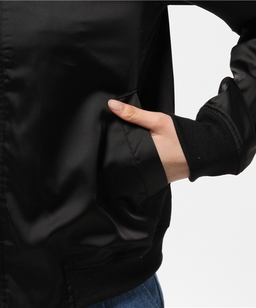 CIAOPANIC（チャオパニック）の「【Ciaopanic】　刺繍ZIPブルゾン（ブルゾン・レディース・ブラック/ネイビー・FREE）」の3枚目の写真