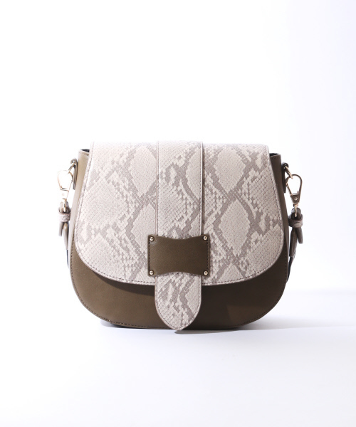 LOWELL things（ロウェル　シングス）の「配色サドルBAG（ショルダーバッグ・レディース・ブラック/ワイン/カーキ・FREE）」の3枚目の写真