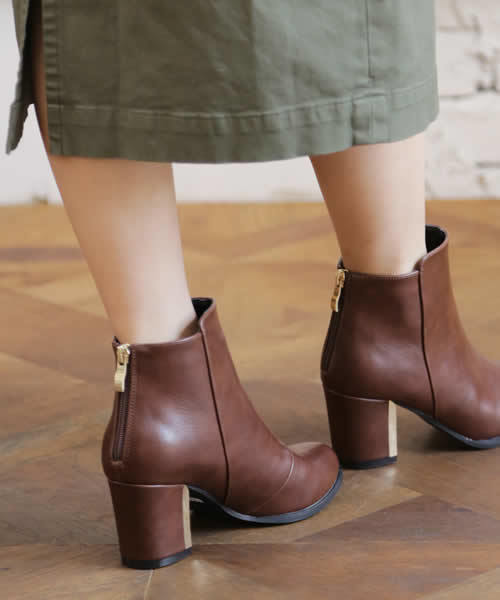 SESTO（セスト）の「チャンキーヒールのバックファスナーショートブーツ（ブーツ・レディース・ブラック系その他/ブラック系その他2/ブラウン系その他/ダークブラウン/ブラック・L/3L/S/M/LL）」の5枚目の写真