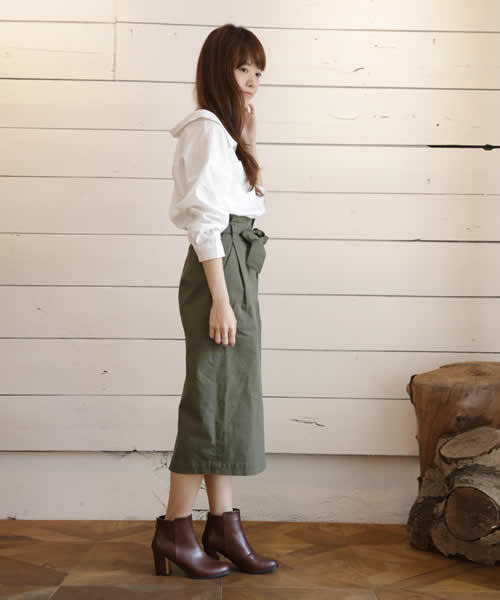 SESTO（セスト）の「チャンキーヒールのバックファスナーショートブーツ（ブーツ・レディース・ブラック系その他/ブラック系その他2/ブラウン系その他/ダークブラウン/ブラック・L/3L/S/M/LL）」の13枚目の写真