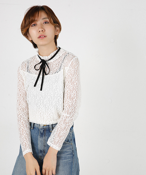 MOUSSY(マウジー)の「BOW TIE LACE TOPS(Tシャツ/カットソー・レディース・ブラック/ホワイト/ボルドー・FREE)」の1枚目の写真
