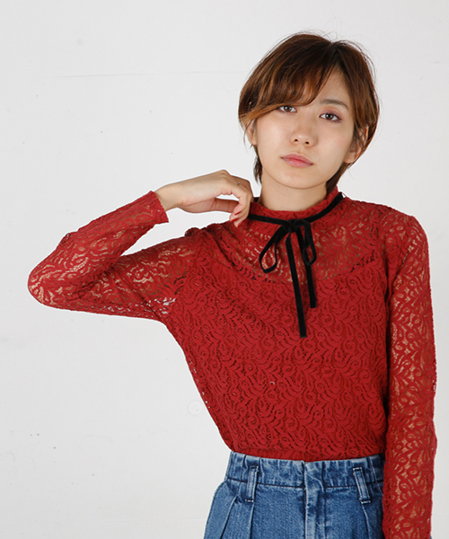 MOUSSY(マウジー)の「BOW TIE LACE TOPS(Tシャツ/カットソー・レディース・ブラック/ホワイト/ボルドー・FREE)」の3枚目の写真