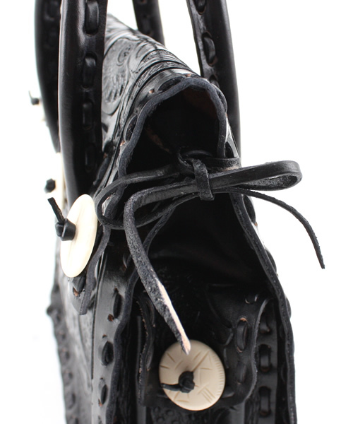 GRACE CONTINENTAL（グレースコンチネンタル）の「カービングバッグ柄小　エスニック（ハンドバッグ・レディース・ブラウン/ダークブラウン/ブラック・ﾌﾘ-）」の5枚目の写真