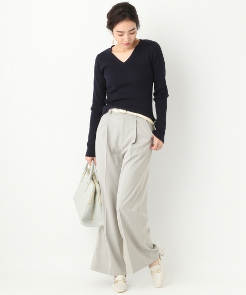 A part by（アパートバイ）の「14GCリブVNPO 745157 （ニット/セーター・レディース・ネイビー/ホワイト/ピンク/ブルー・MEDIUM/LARGE）」の6枚目の写真