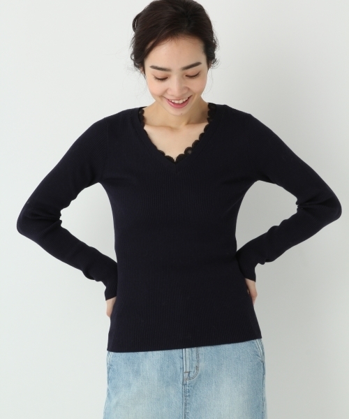 A part by（アパートバイ）の「14GCリブVNPO 745157 （ニット/セーター・レディース・ネイビー/ホワイト/ピンク/ブルー・MEDIUM/LARGE）」の19枚目の写真