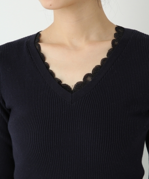 A part by（アパートバイ）の「14GCリブVNPO 745157 （ニット/セーター・レディース・ネイビー/ホワイト/ピンク/ブルー・MEDIUM/LARGE）」の11枚目の写真