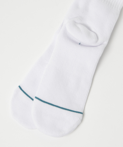 STANCE（スタンス）の「メンズ スタンス ソックス 無地 ワンポイント STANCE SOCKS ICON（ソックス/靴下・メンズ・ブラック/ホワイト/ピンク・LARGE）」の6枚目の写真