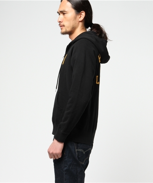 HYSTERIC GLAMOUR（ヒステリックグラマー）の「BALL刺繍 PK（パーカー・メンズ・トップグレー/ブラック/インディゴブルー・SMALL/MEDIUM/LARGE）」の4枚目の写真