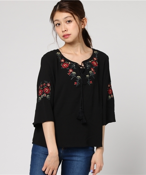 SpRay（スプレイ）の「花刺繍七分プルオーバーシャツ（シャツ/ブラウス・レディース・イエロー/ブラック/ホワイト/オフホワイト・FREE）」の14枚目の写真