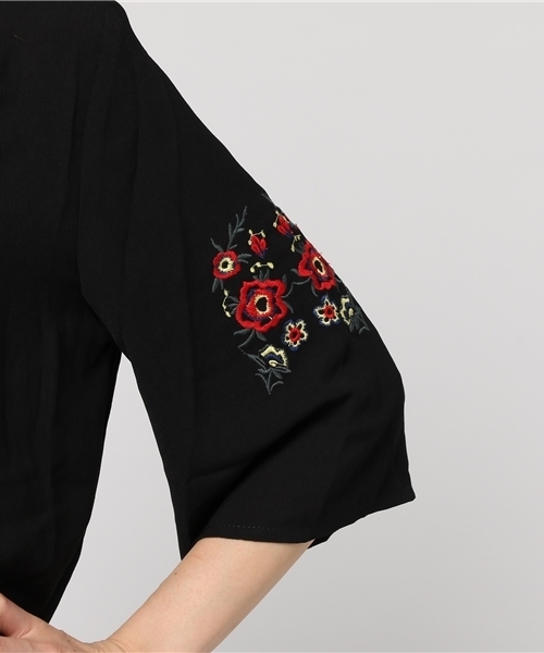 SpRay（スプレイ）の「花刺繍七分プルオーバーシャツ（シャツ/ブラウス・レディース・イエロー/ブラック/ホワイト/オフホワイト・FREE）」の9枚目の写真