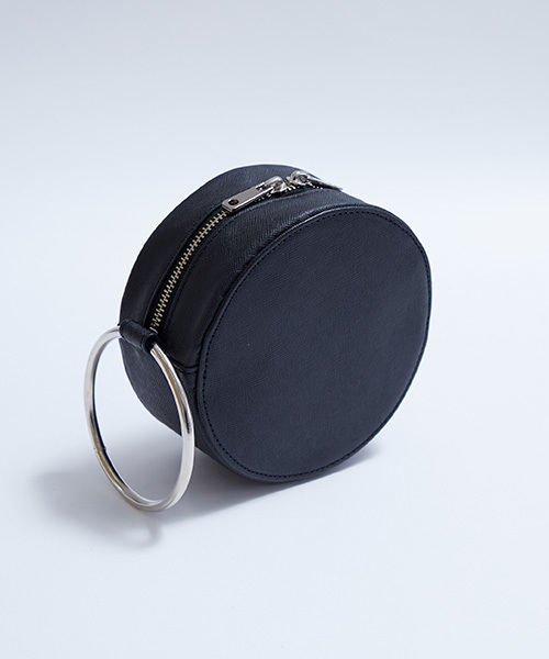 UNITED TOKYO（ユナイテッドトウキョウ）の「アソートサークルバッグ（ショルダーバッグ・レディース・ブラック/キャメル/ワインレッド/バーガンディー・FREE/1）」の2枚目の写真