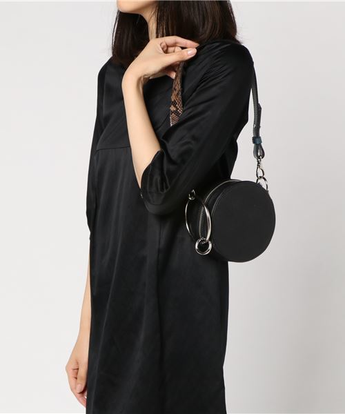 UNITED TOKYO（ユナイテッドトウキョウ）の「アソートサークルバッグ（ショルダーバッグ・レディース・ブラック/キャメル/ワインレッド/バーガンディー・FREE/1）」の11枚目の写真