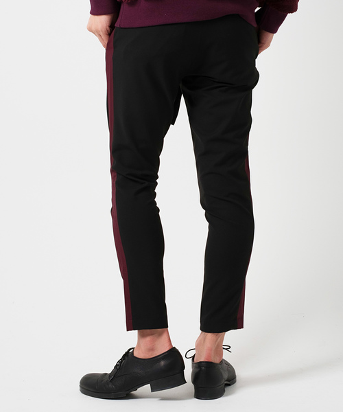 GOSTAR DE FUGA（ゴスタール ジフーガ）の「ラインスラックスパンツ（スラックス・メンズ・ブラック×ホワイト/ブラック×レッド・S/M/L）」の8枚目の写真