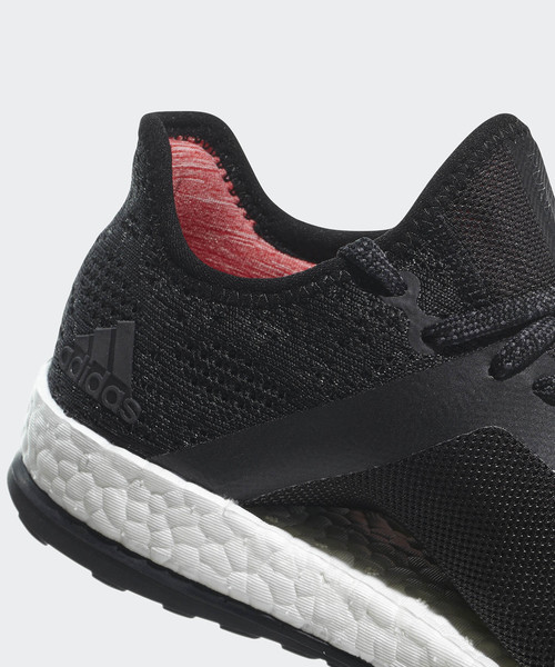 adidas（アディダス）の「ピュアブースト X [PureBOOST X ELEMENT]（スニーカー・レディース・ホワイト/ダークグレー・22.5cm/23.0cm/23.5cm/24.0cm/24.5cm/25.0cm/25.5cm/26.0cm/26.5cm/27.0cm/22.0cm）」の9枚目の写真