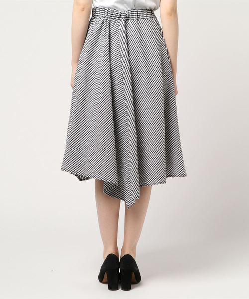 GeeRA（ジーラ）の「ハンカチヘムデザインスカート（スカート・レディース・ブラック系その他/サックスブルー・LARGE/MEDIUM）」の4枚目の写真