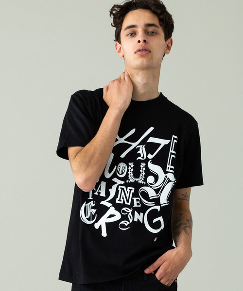 WHITE MOUNTAINEERING（ホワイトマウンテニアリング）の「【White mountaineering】MIXED TYPOGRAPHY PRINTED T-SHIRT（Tシャツ/カットソー・メンズ・ホワイト/ブラック・1/2/3）」の14枚目の写真