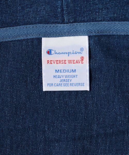 Champion（チャンピオン）の「Champion×SHIPS: 別注 リバースウィーブ(R) 9.4oz インディゴ ジャージー ジップアップ パーカ（パーカー・メンズ・ネイビー/インディゴブルー・SMALL/MEDIUM/LARGE/X-LARGE）」の17枚目の写真