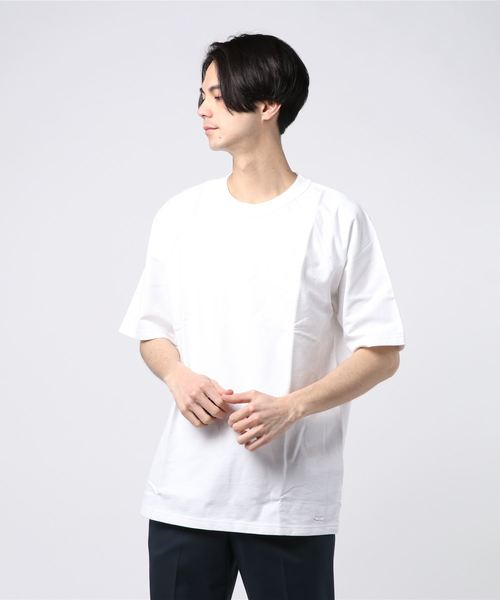 HUGO(ヒューゴ)の「オーバーサイズフィット ショートスリーブ クルーネック Tシャツ(Tシャツ/カットソー・メンズ・ホワイト・S/M/L/XL/XS)」の1枚目の写真