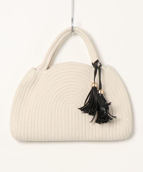 KOBE LETTUCE（コウベレタス）の「タッセル付きハーフムーンロープカゴバッグ（ハンドバッグ・レディース・アイボリー/その他/ブラウン系その他・FREE）」の10枚目の写真