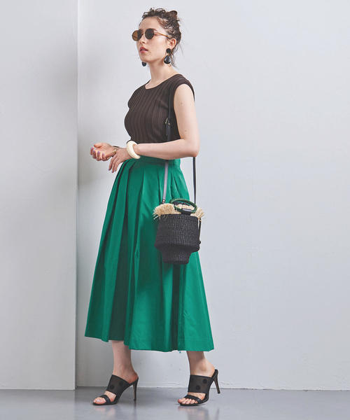 UNITED ARROWS(ユナイテッドアローズ)の「UBCS CTN タック スカート◆(スカート・レディース・ベージュ/ブラック/ケリー・38/36)」の11枚目の写真