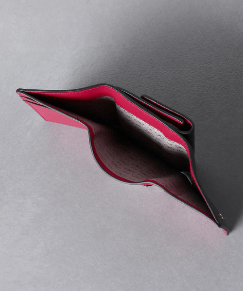 UNITED ARROWS(ユナイテッドアローズ)の「<ANYA HINDMARCH(アニヤ・ハインドマーチ)>EML LOCK ミニ ウォレット ■■■(財布・レディース・ブラック・FREE)」の6枚目の写真