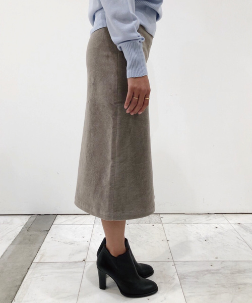 Banner Barrett（バナーバレット）の「コールタイトスカート（スカート・レディース・アイボリー/グレイッシュベージュ/サックスブルー・36/38）」の8枚目の写真