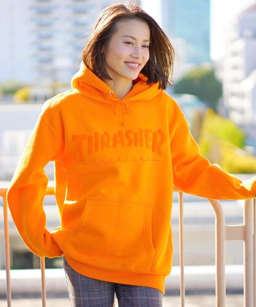 THRASHER(スラッシャー)の「Foaming HOMETOWN HOODIE SWEAT PARKA / スラッシャー パーカー ユニセックス ロゴプリント プルオーバー(パーカー)」|オレンジ