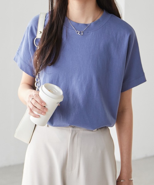 RANAN(ラナン)の「〈Beautiful Cotton 綿100%〉UVカット/接触冷感 きれいめハイネックTシャツ(Tシャツ/カットソー・レディース・ライトグレー/ブラック/オフホワイト/キャメル/ボルドー/カーキ/チャコールグレー/ラベンダー/グリーン/ネイビー/ダークブルー/ベージュ/モカ/オレンジ系その他/ダークブラウン/クリアグリーン/イエロー/パープル/ブラウン系1/その他・3L/LL/M/L/S)」の13枚目の写真