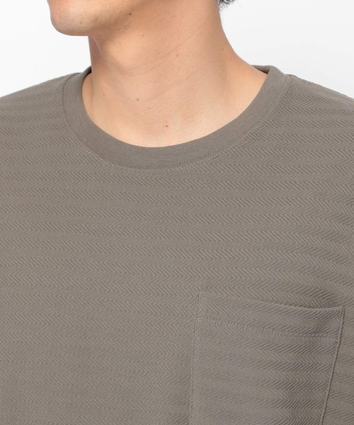 LAKOLE（ラコレ）の「ヘリンボーンボーダーTシャツ / LAKOLE（Tシャツ/カットソー・メンズ・ブラウン系その他/チャコール/ホワイト/ベージュ・MEDIUM/LARGE）」の17枚目の写真