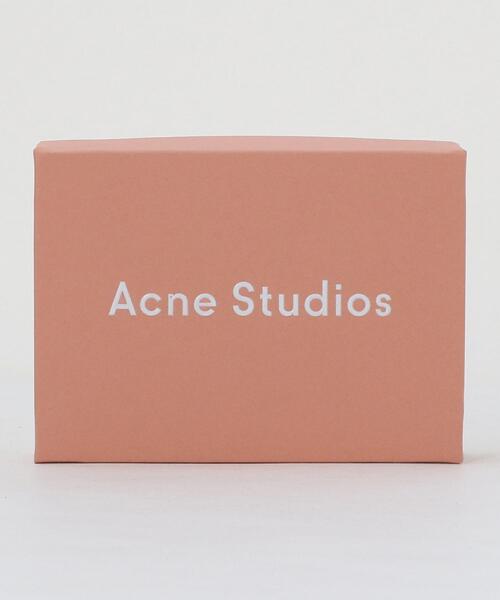 Acne Studios（アクネストゥディオズ）の「＜Acne Studios＞レザーカードケース Ψ（カードケース・レディース・ブラック/オリーブ・FREE）」の8枚目の写真