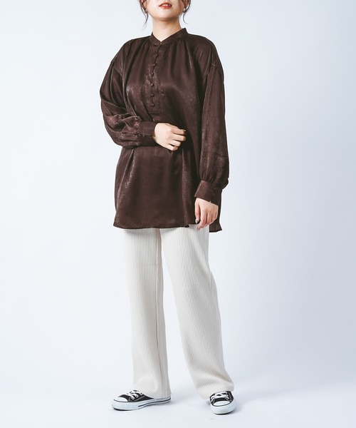 Ambre Neige（アンブルネージュ）の「チャイナ風シャツ／ヴィンテージサテンチュニック／サテンブラウス／【WEB/EC限定商品】（シャツ/ブラウス・レディース・ダークブラウン/カーキ/アイボリー・FREE）」の9枚目の写真