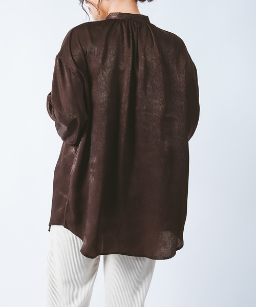 Ambre Neige（アンブルネージュ）の「チャイナ風シャツ／ヴィンテージサテンチュニック／サテンブラウス／【WEB/EC限定商品】（シャツ/ブラウス・レディース・ダークブラウン/カーキ/アイボリー・FREE）」の8枚目の写真