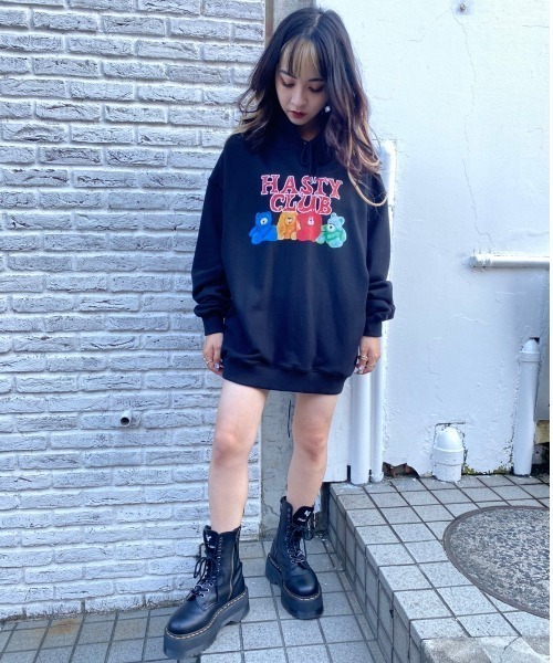Candy Stripper（キャンディストリッパー）の「HASTY CLUB SWEAT HOODIE（パーカー・レディース・ブラック/パープル/オフホワイト・2）」の14枚目の写真