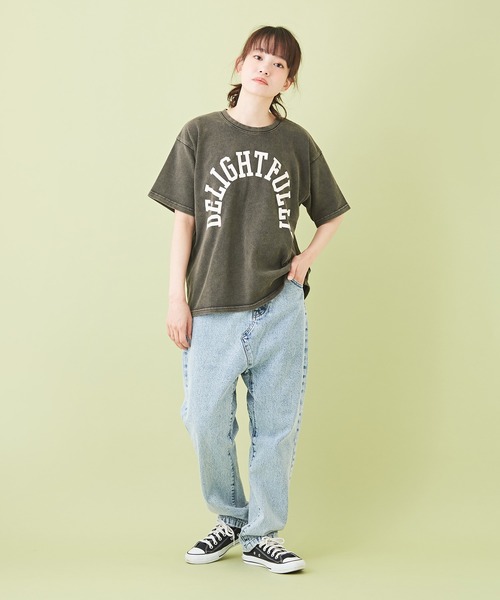 CUBE SUGAR（キューブシュガー）の「天竺 パウダー加工 プリント クルーネック（Tシャツ/カットソー・レディース・ベージュ/チャコールグレー/グリーン/ピンク・M）」の6枚目の写真