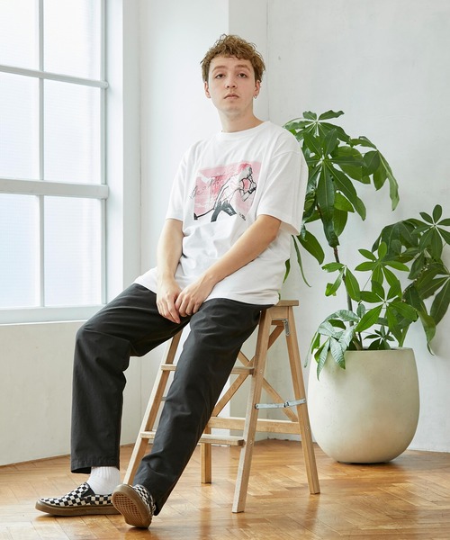 SILAS(サイラス)の「SILAS x JULIA GORTON FRONT PHOTO S/S TEE(Tシャツ/カットソー・メンズ・ホワイト/ブラック・SMALL/MEDIUM/LARGE/X-LARGE)」の18枚目の写真
