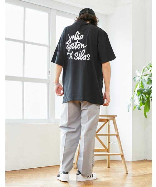 SILAS(サイラス)の「SILAS x JULIA GORTON FRONT PHOTO S/S TEE(Tシャツ/カットソー・メンズ・ホワイト/ブラック・SMALL/MEDIUM/LARGE/X-LARGE)」の22枚目の写真