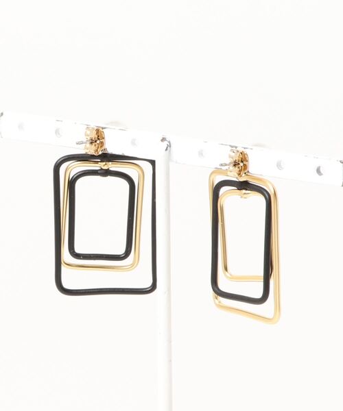 Narcissus(ナルシス)の「【Narcissus】パールスクエアピアス(ピアス(両耳用)・レディース・ブラック/シルバー・FREE)」の3枚目の写真