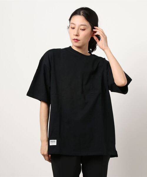 SIDEWAY STANCE(サイドウェイスタンス)の「【SIDEWAY STANCE】ピスネーム ワッペン ポケット付き 無地 Tシャツ(Tシャツ/カットソー・メンズ・ホワイト/モスグリーン/チャコール/パープル/ブラック/グレイッシュベージュ・LARGE/MEDIUM/X-LARGE)」の8枚目の写真