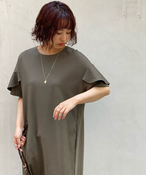 NOLLEY’S(ノーリーズ)の「フリル袖ポンチワンピース(ワンピース・レディース・パープル/ネイビー/ブラック/オリーブ・38)」の5枚目の写真