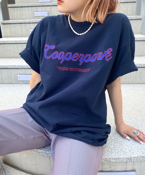 WHO'S WHO gallery(フーズフーギャラリー)の「COOPERPARK ワッペン刺繍TEE(Tシャツ/カットソー・メンズ・アッシュグレー/ホワイト/ブラック/グリーン/ネイビー/イエロー/オレンジ・FREE)」の5枚目の写真