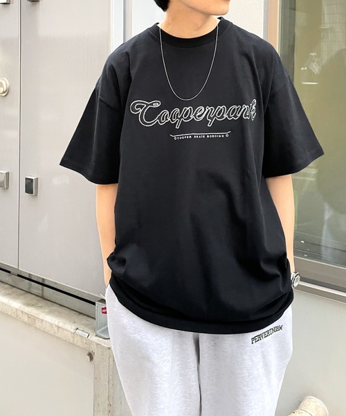WHO'S WHO gallery(フーズフーギャラリー)の「COOPERPARK ワッペン刺繍TEE(Tシャツ/カットソー・メンズ・アッシュグレー/ホワイト/ブラック/グリーン/ネイビー/イエロー/オレンジ・FREE)」の16枚目の写真