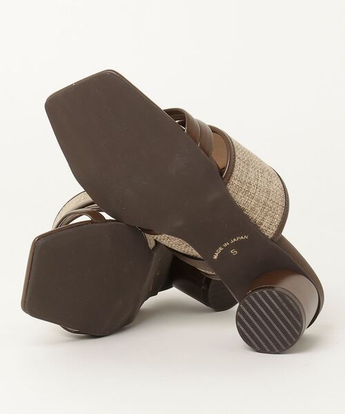 chumchum（チャムチャム）の「スクエア雑材×合皮サンダル(japan made)（サンダル・レディース・ブラック/アイボリー/モカ・M/L/S）」の5枚目の写真