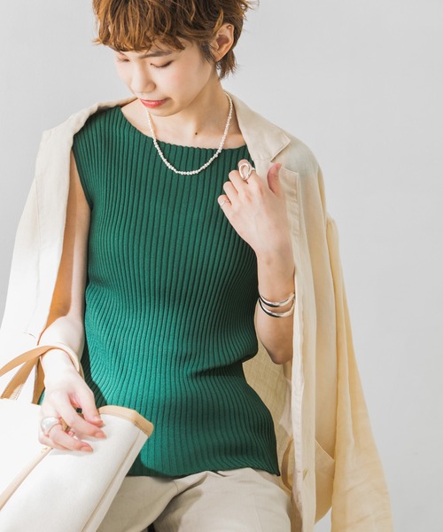 URBAN RESEARCH（アーバンリサーチ）の「コンパクトリブニット(ノースリーブ)（ニット/セーター・レディース・ブラック/ブラウン/グリーン/ラベンダー/グレー系その他・FREE）」の5枚目の写真