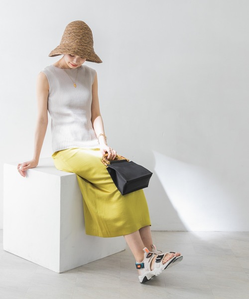 URBAN RESEARCH（アーバンリサーチ）の「コンパクトリブニット(ノースリーブ)（ニット/セーター・レディース・ブラック/ブラウン/グリーン/ラベンダー/グレー系その他・FREE）」の10枚目の写真