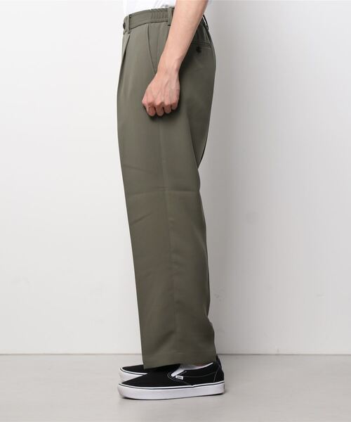 パンツ N.Hoolywood Tapered Easy Slacks khaki N.Hoolywood Tapered Easy Slacks khaki