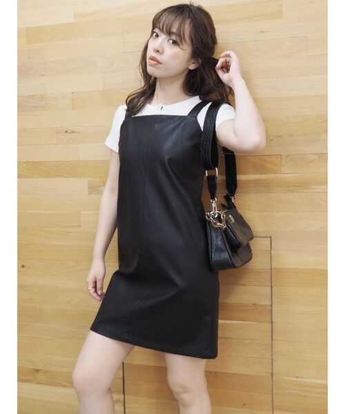 EVRIS(エヴリス)の「レザーライクジャンスカ(ワンピース・レディース・ブラック/グリーン/アイボリー・FREE)」の10枚目の写真