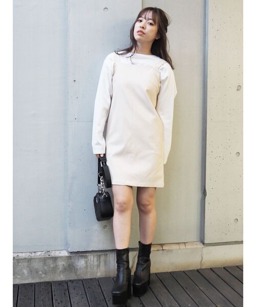 EVRIS(エヴリス)の「レザーライクジャンスカ(ワンピース・レディース・ブラック/グリーン/アイボリー・FREE)」の13枚目の写真